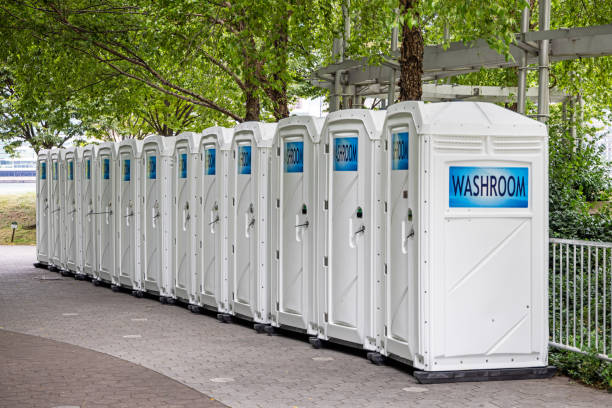 Best Portable restroom trailer rental  in Altus, OK